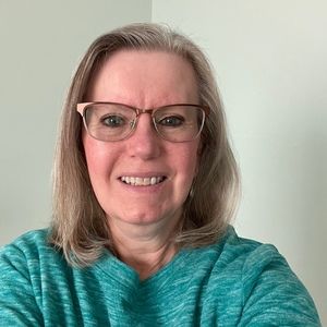 Meet your Posher, Deborah